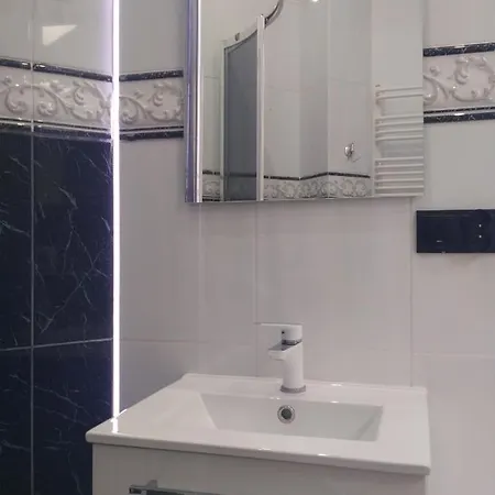 Hotelowe Nad Zalewem בית הארחה סידלצה