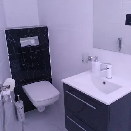 Hotelowe Nad Zalewem 4* סידלצה