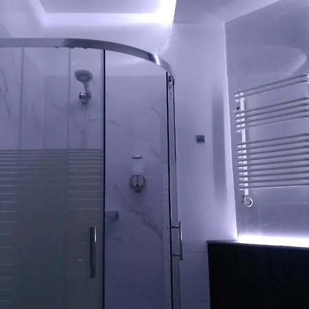 Hotelowe Nad Zalewem בית הארחה 4*