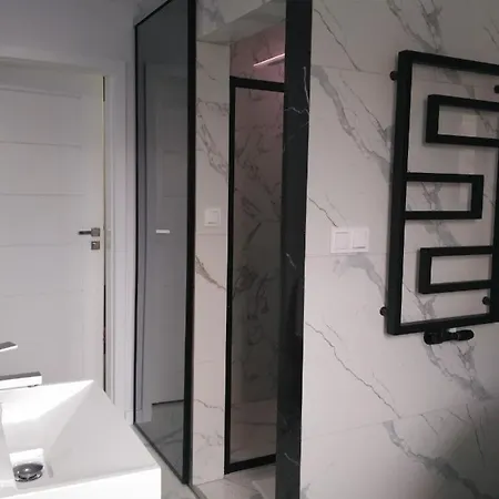 בית הארחה Hotelowe Nad Zalewem 4*