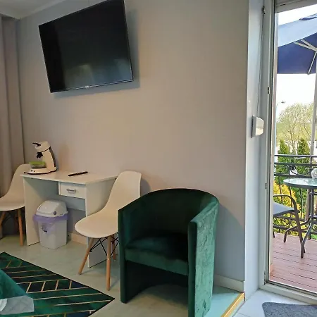 Hotelowe Nad Zalewem בית הארחה