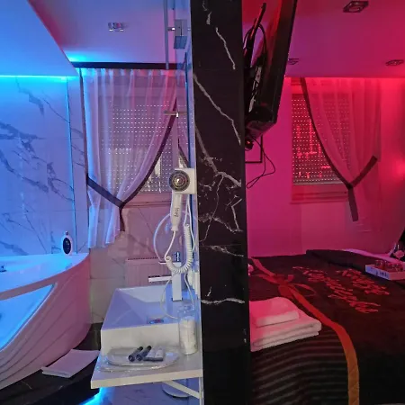 Affittacamere Hotelowe Nad Zalewem 4*