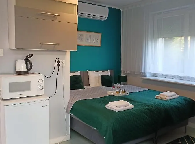 Hotelowe Nad Zalewem 4*